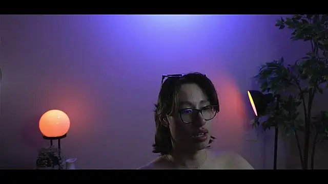 SrLuis18 online show from 11, 2, 2025