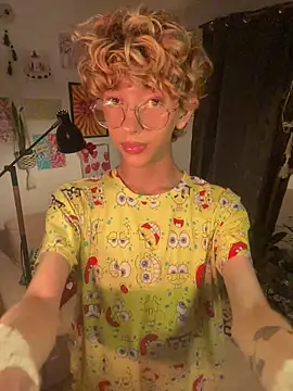 Snapshot of lyamthommpson chatting on 10, 2, 2026 lyamthommpson online show from 10, 2, 2026