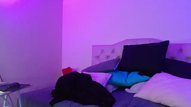 megan lover online show from 14, 7, 2026