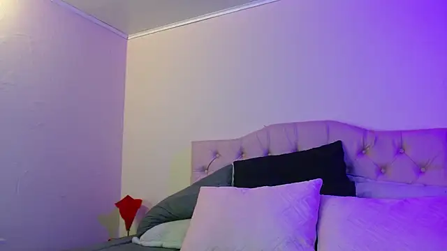 megan lover online show from 17, 7, 2026