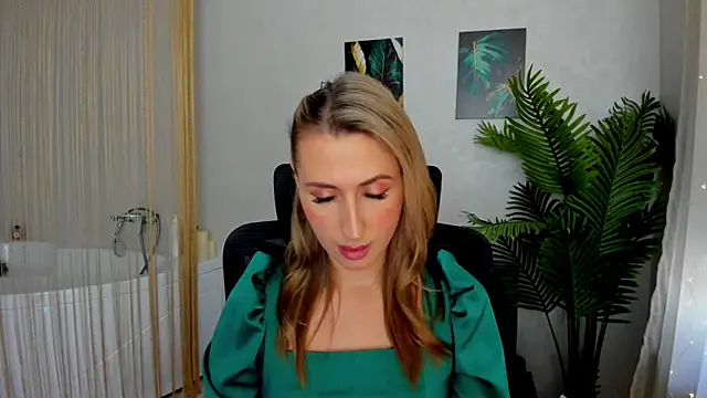 PassionGlow online show from 14, 2, 2025