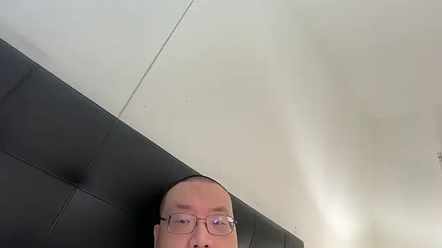 slaveasianboy online show from 13, 5, 2026