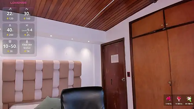 victoria mooree online show from 3, 10, 2025