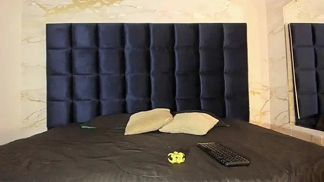 EVELIN MASON online show from 11, 9, 2025