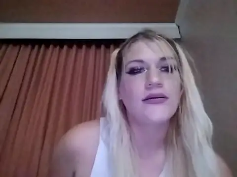 SexxxiLexiiii online show from 21, 4, 2026