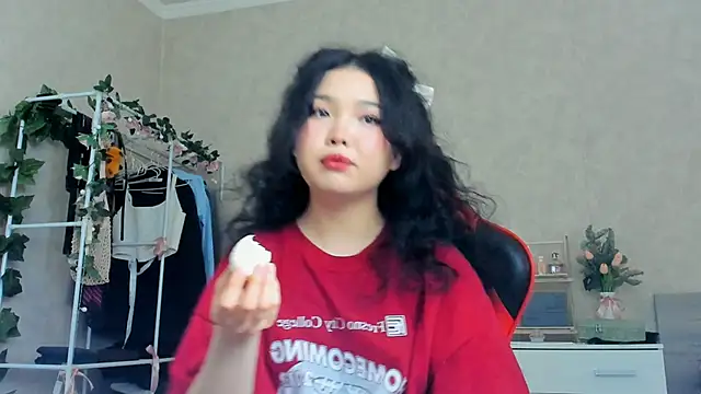 Snapshot of wastforu chatting on 3, 2, 2025 wastforu online show from 3, 2, 2025