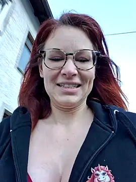 die-EinHORNY-WG online show from 15, 9, 2025