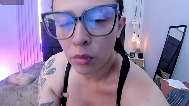 Tisha  lau online show from 30, 4, 2026