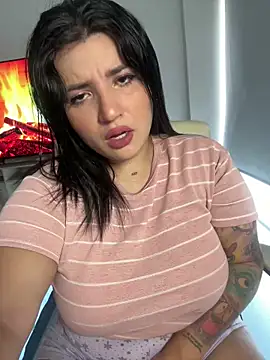 Snapshot of horny_roomiess chatting on 21, 1, 2025 horny roomiess online show from 21, 1, 2025