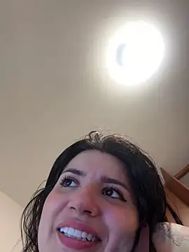 Snapshot of horny_roomiess chatting on 23, 1, 2025 horny roomiess online show from 23, 1, 2025