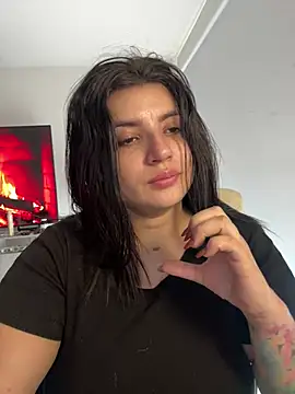 Snapshot of horny_roomiess chatting on 23, 1, 2025 horny roomiess online show from 23, 1, 2025