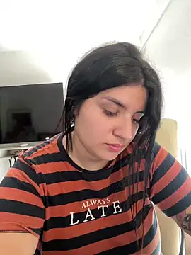 Snapshot of horny_roomiess chatting on 28, 1, 2025 horny roomiess online show from 28, 1, 2025