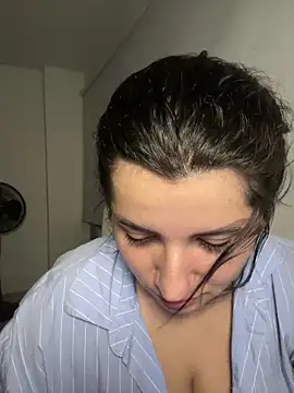 Snapshot of horny_roomiess chatting on 13, 2, 2025 horny roomiess online show from 13, 2, 2025