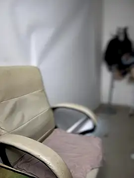 Snapshot of horny_roomiess chatting on 15, 9, 2025 horny roomiess online show from 15, 9, 2025