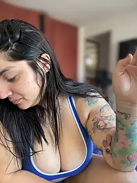 Snapshot of horny_roomiess chatting on 20, 9, 2025 horny roomiess online show from 20, 9, 2025