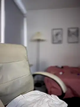 Snapshot of horny_roomiess chatting on 20, 11, 2025 horny roomiess online show from 20, 11, 2025