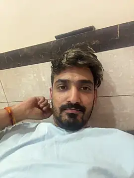 Snapshot of hornyguy271192 chatting on 17, 1, 2026 hornyguy271192 online show from 17, 1, 2026