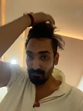 Snapshot of hornyguy271192 chatting on 5, 2, 2026 hornyguy271192 online show from 5, 2, 2026