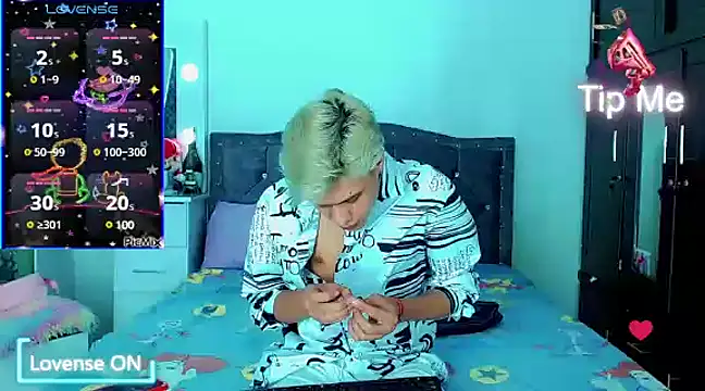 Liamscott  online show from 19, 2, 2025