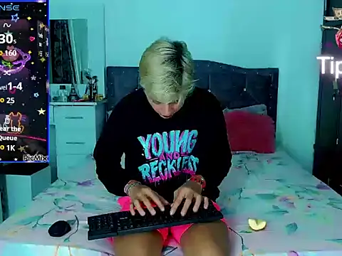 Liamscott  online show from 21, 3, 2025