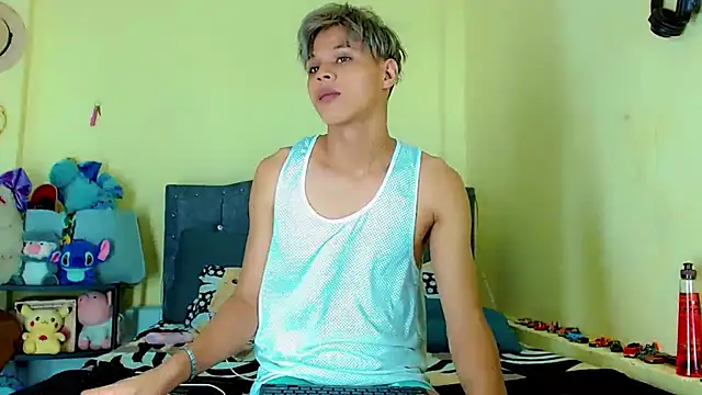 Liamscott  online show from 19, 4, 2026