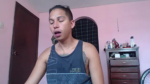 Snapshot of CoreAlejito chatting on 28, 2, 2025 CoreAlejito online show from 28, 2, 2025