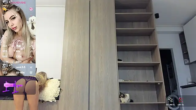 Snapshot of Megan_Ros chatting on 24, 11, 2025 Megan Ros online show from 24, 11, 2025