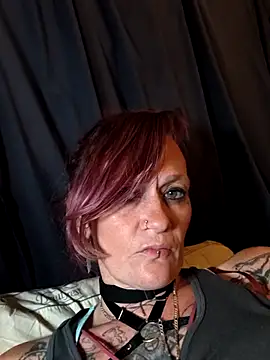 renegade vyxxen online show from 3, 3, 2026