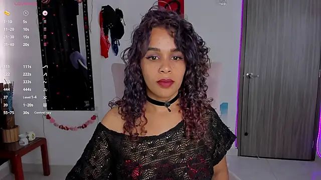 Lips SaraSofia2 online show from 1, 3, 2025