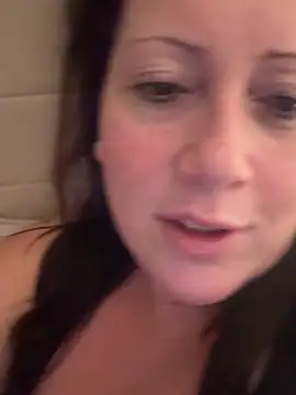 Snapshot of xsexycurvymilf chatting on 19, 2, 2025 xsexycurvymilf online show from 19, 2, 2025