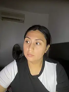 Snapshot of valentinesexx chatting on 17, 12, 2024 valentinesexx online show from 17, 12, 2024