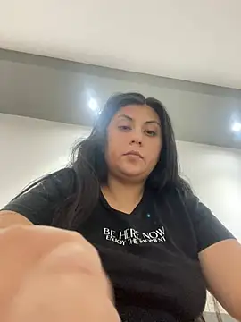 Snapshot of valentinesexx chatting on 15, 1, 2025 valentinesexx online show from 15, 1, 2025