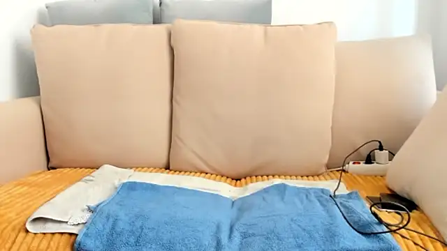 emmita69  online show from 13, 1, 2025