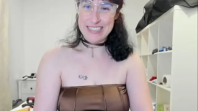 emmita69  online show from 15, 1, 2026