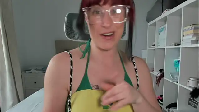 emmita69  online show from 21, 4, 2026