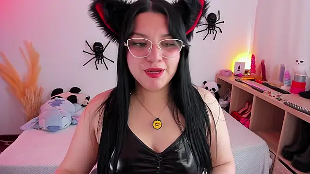 Snapshot of catha_cat chatting on 14, 10, 2025 catha cat online show from 14, 10, 2025