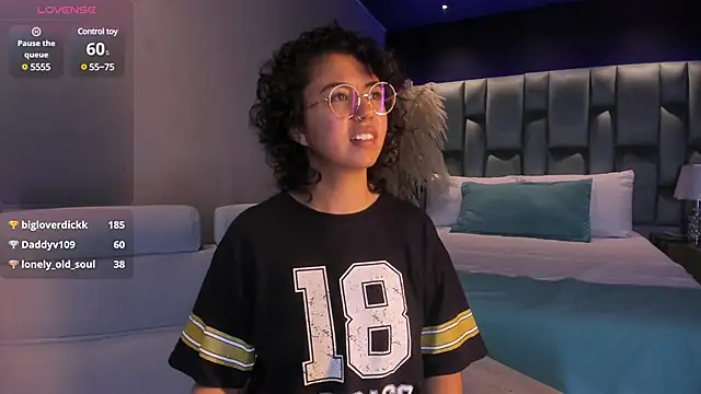 Amareto  online show from 2, 2, 2025