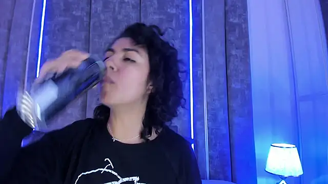 Amareto  online show from 7, 3, 2025