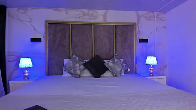 Amareto  online show from 30, 10, 2025