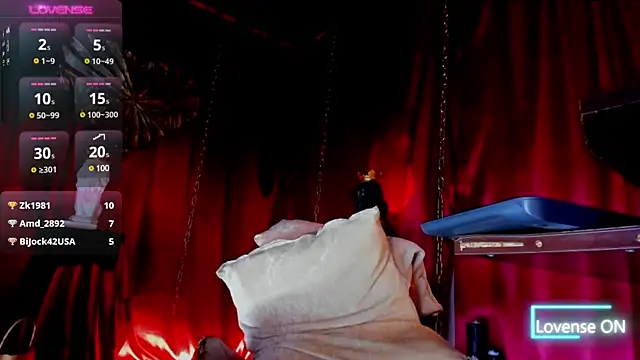 LatinMilk  online show from 27, 1, 2025