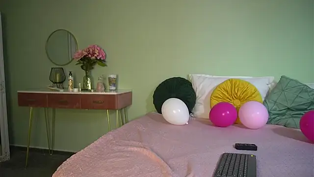 HaileyMoonn online show from 11, 3, 2025