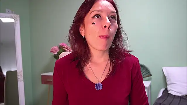 HaileyMoonn online show from 23, 10, 2025