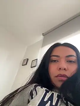 PetitLumiere online show from 7, 2, 2025