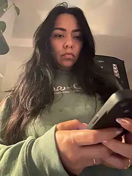 PetitLumiere online show from 15, 11, 2025