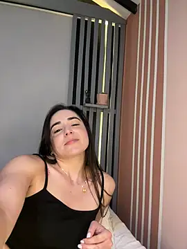 Victoria-And1 online show from 24, 1, 2025