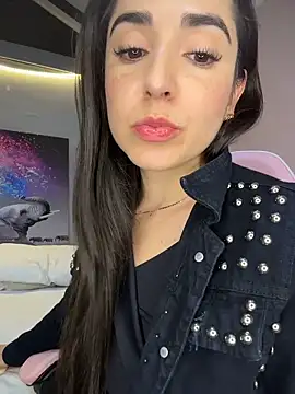 Victoria-And1 online show from 28, 4, 2026