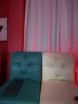 AleezaFrench online show from 24, 2, 2025