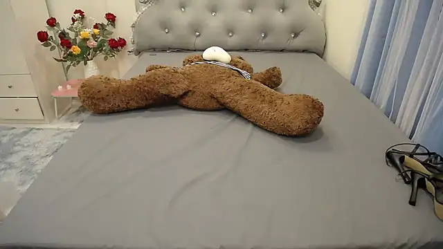 Snapshot of Lavender_Sweet chatting on 13, 1, 2025 Lavender Sweet online show from 13, 1, 2025