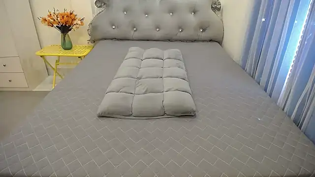 Snapshot of Lavender_Sweet chatting on 2, 10, 2025 Lavender Sweet online show from 2, 10, 2025