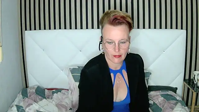 Snapshot of xxNoeliaxx chatting on 20, 2, 2025 xxNoeliaxx online show from 20, 2, 2025